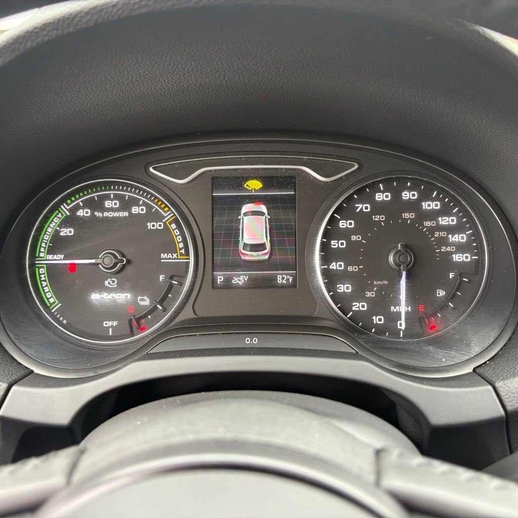 Used 2018 Audi A3 e-tron Premium w/ Sport Package FWD image 19