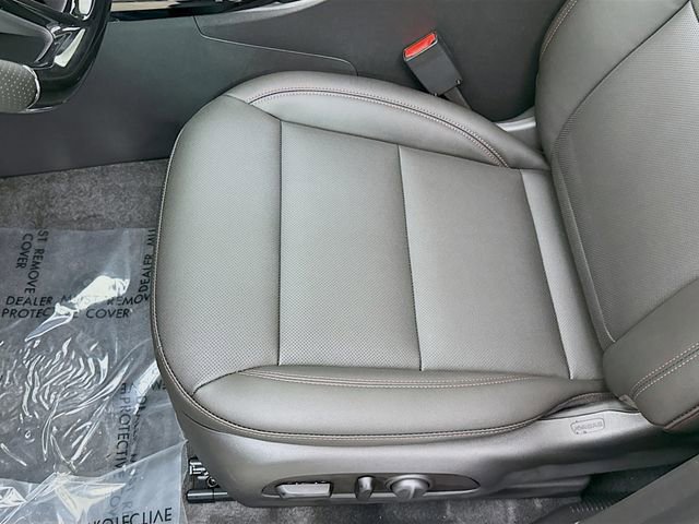 New 2026 Chevrolet Trax RS w/ Sunroof Package image 20