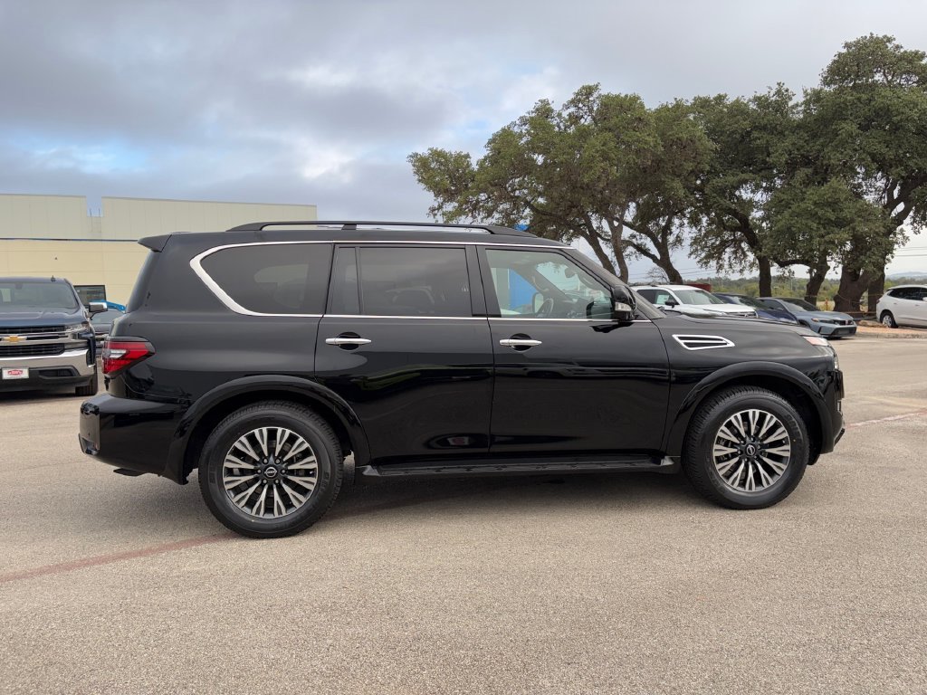 Used 2023 Nissan Armada SL w/ Midnight Edition Package RWD image 4
