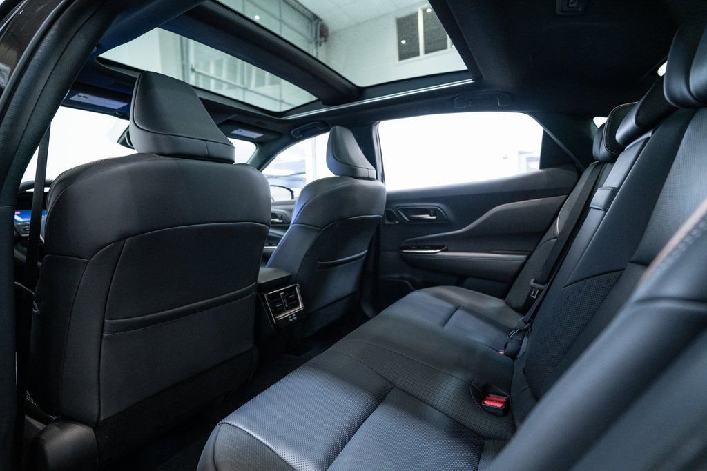 New 2026 Toyota Crown Nightshade image 33