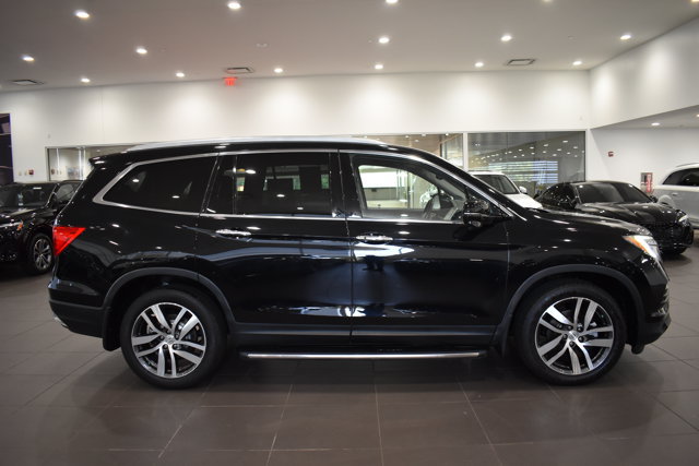 Used 2017 Honda Pilot Touring image 8
