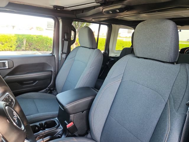 Used 2025 Jeep Wrangler Unlimited Sahara AWD/4WD image 22