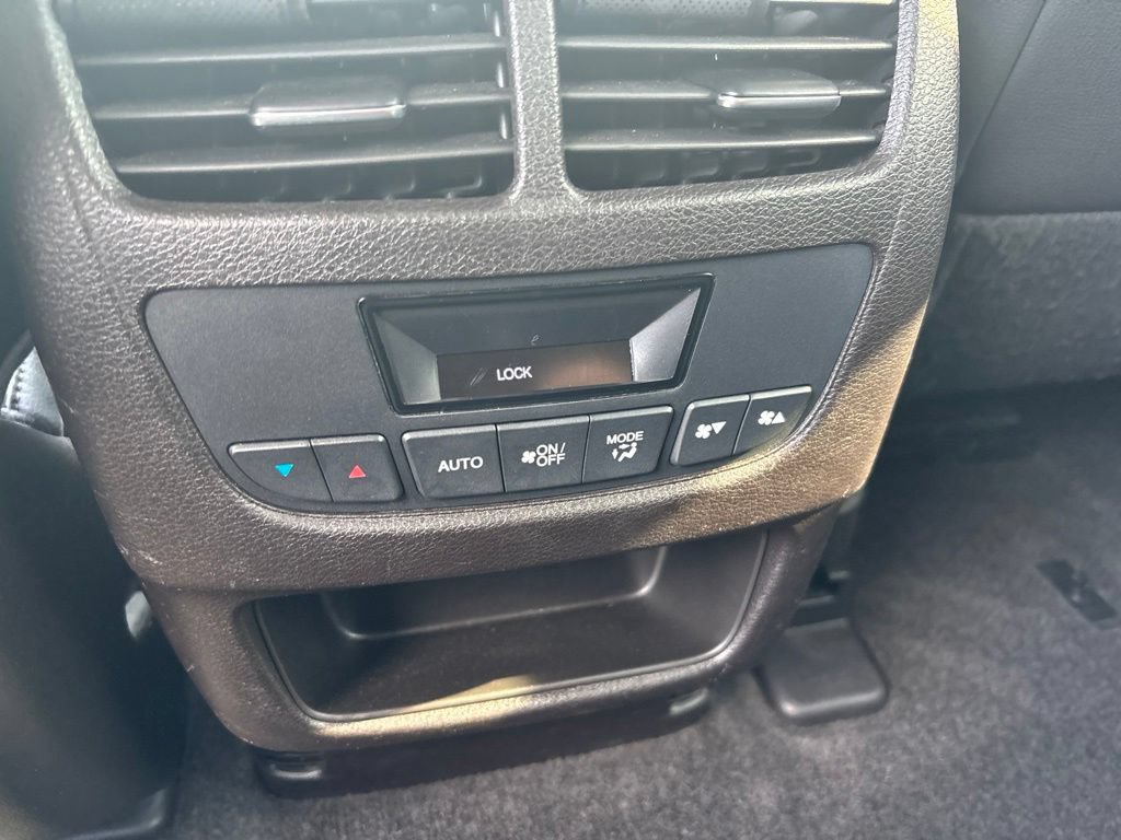 Used 2016 Acura MDX SH-AWD image 16