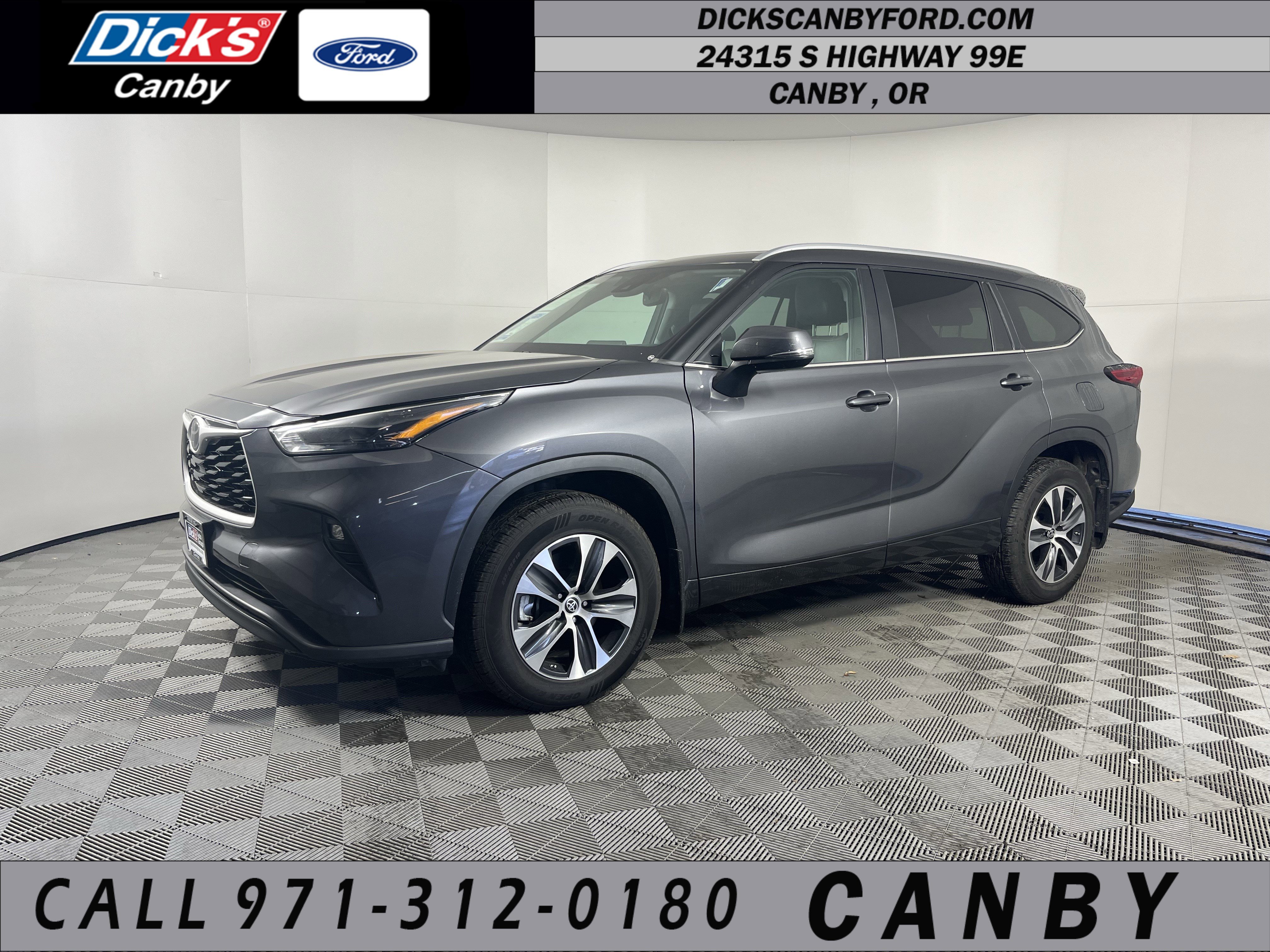 Used 2023 Toyota Highlander XLE 360° Tour