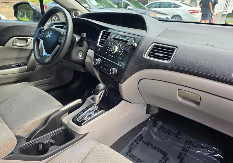 Used 2013 Honda Civic LX image 13