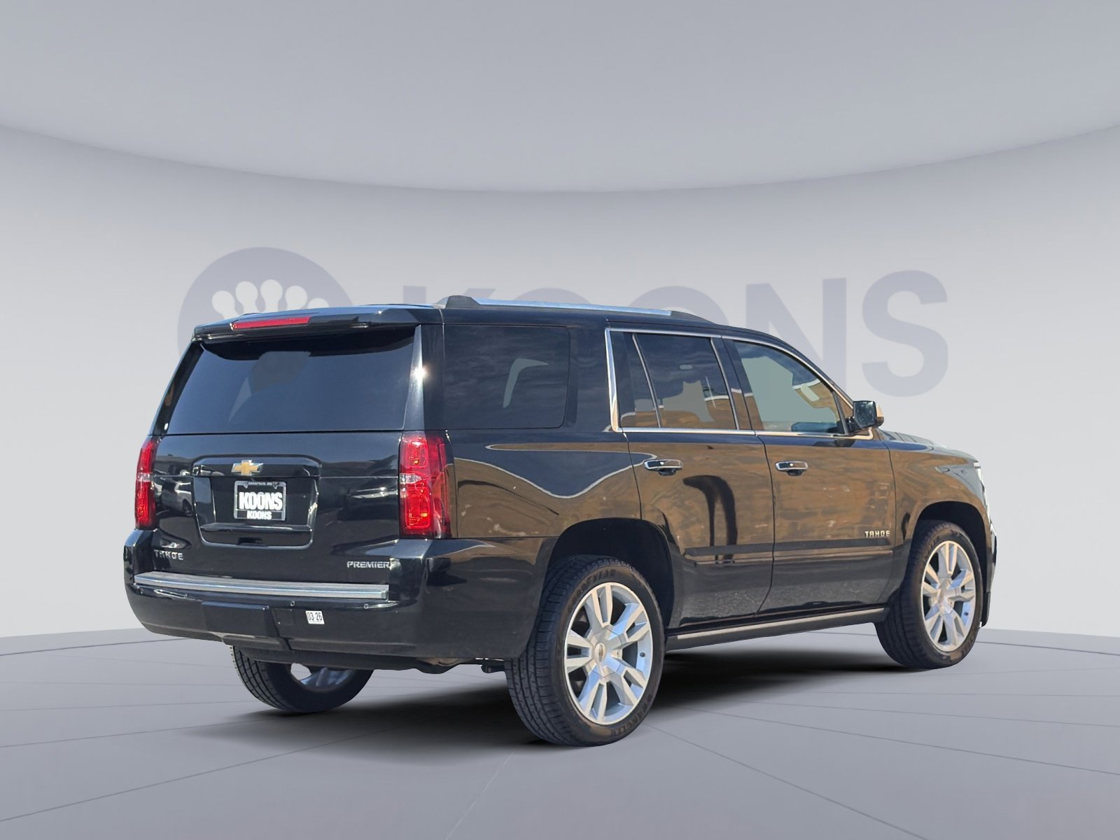 Used 2019 Chevrolet Tahoe Premier AWD/4WD image 11