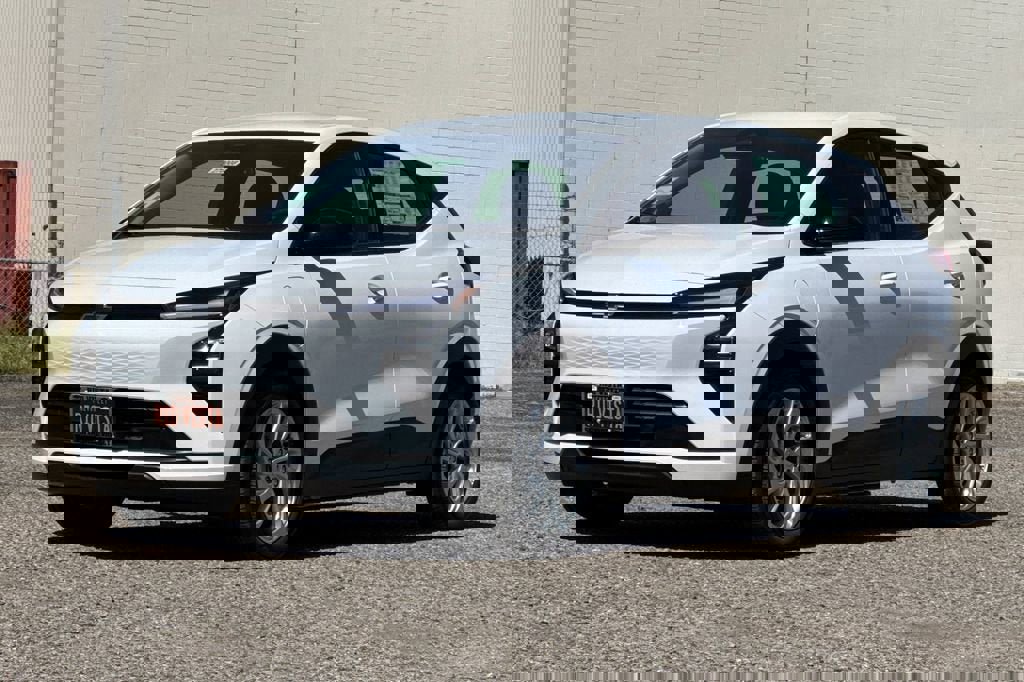 New 2027 Chevrolet Bolt LT w/ Comfort Package image 8