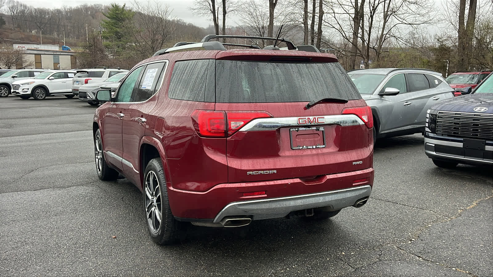 Used 2017 GMC Acadia Denali w/ Technology Package AWD/4WD image 6
