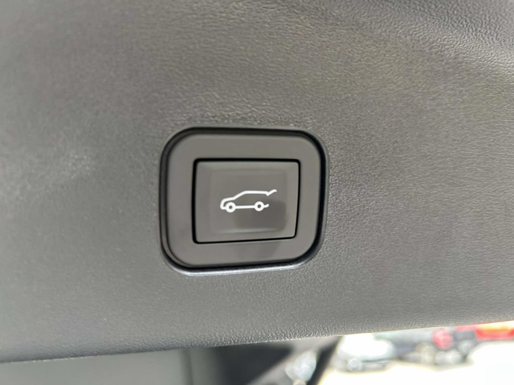 New 2027 Cadillac Vistiq Sport AWD/4WD image 11