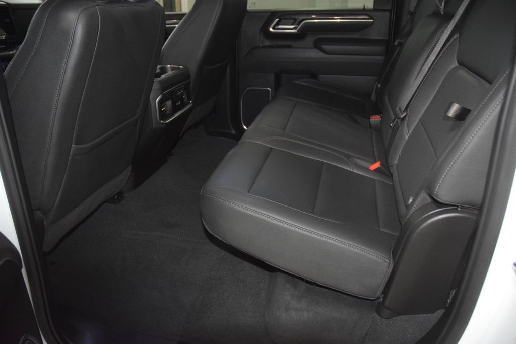 Used 2025 Chevrolet Silverado 2500 LTZ w/ LTZ Plus Package AWD/4WD image 47