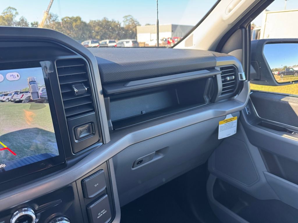 New 2025 Ford F150 XLT w/ Equipment Group 301A Standard image 38