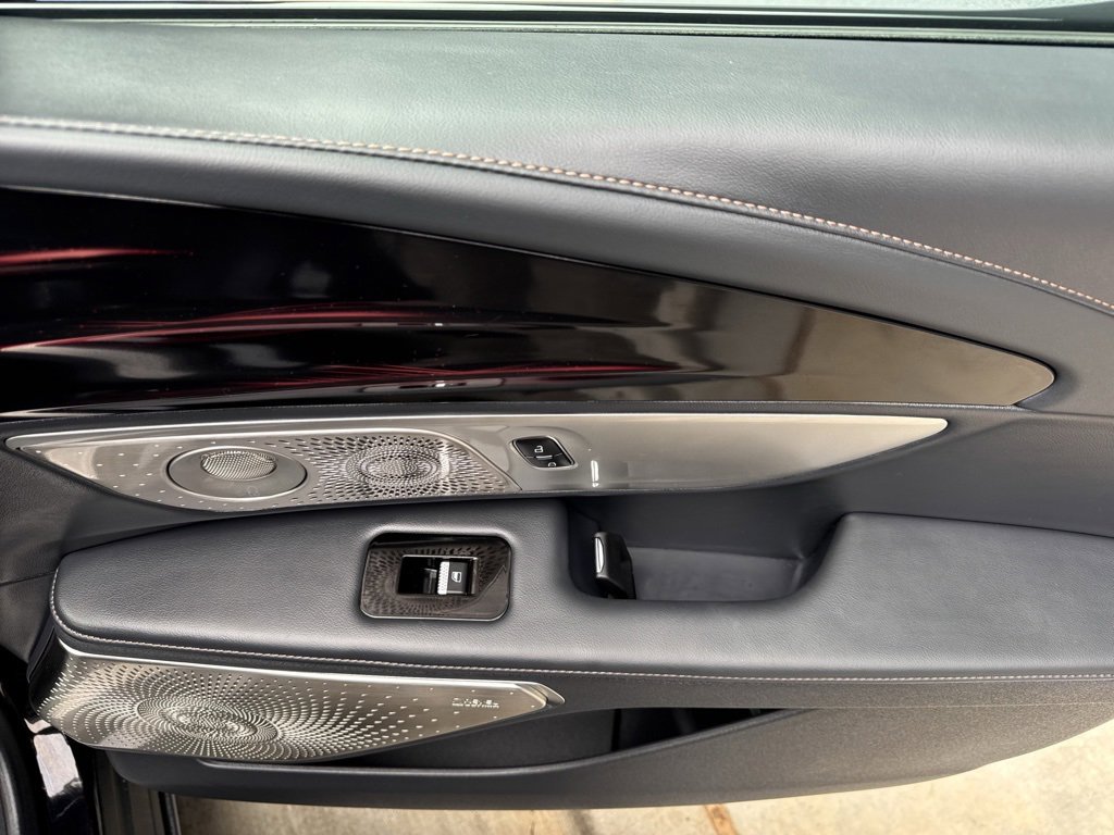 Used 2025 Lincoln Nautilus Reserve image 19