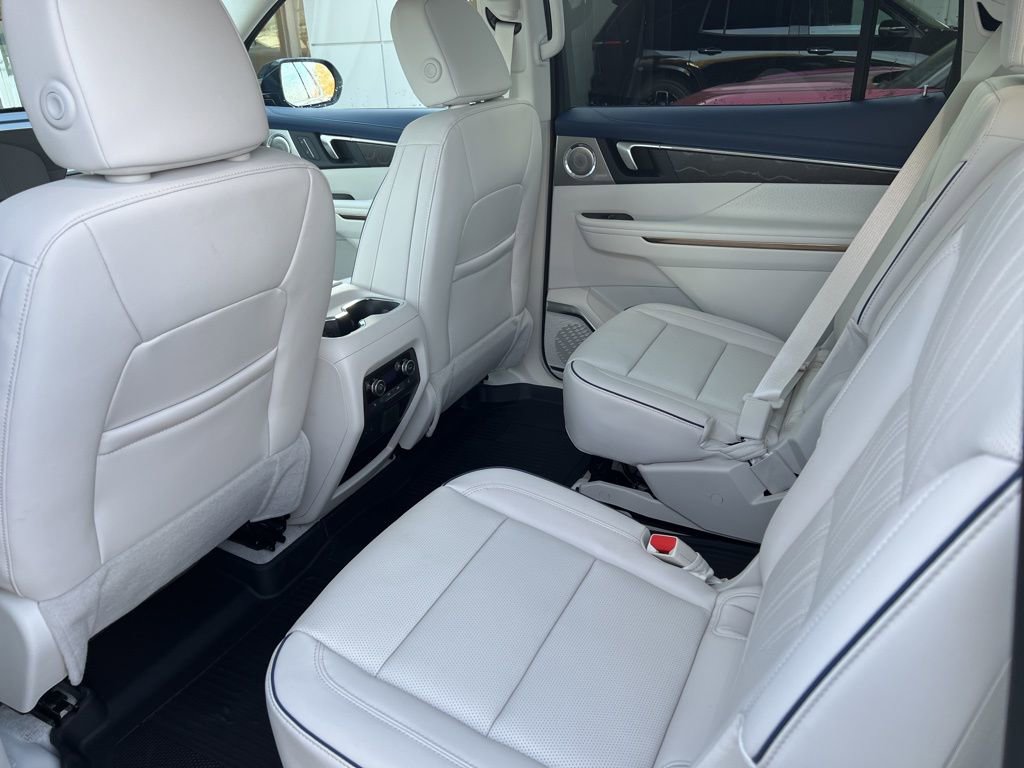 New 2026 Buick Enclave Avenir w/ Super Cruise Package image 12