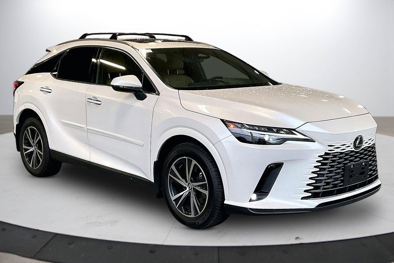 Used 2023 Lexus RX 350 Premium w/ Accessory Package image 2