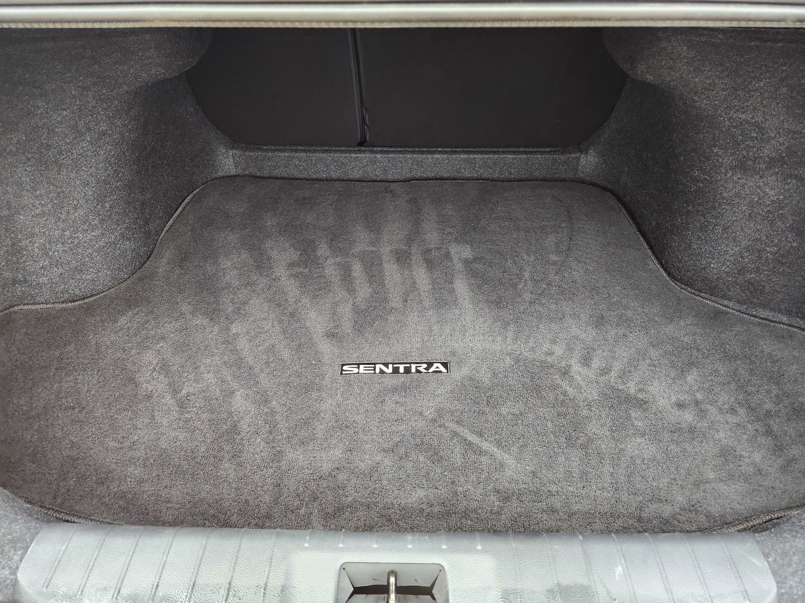 Used 2022 Nissan Sentra SV FWD image 35