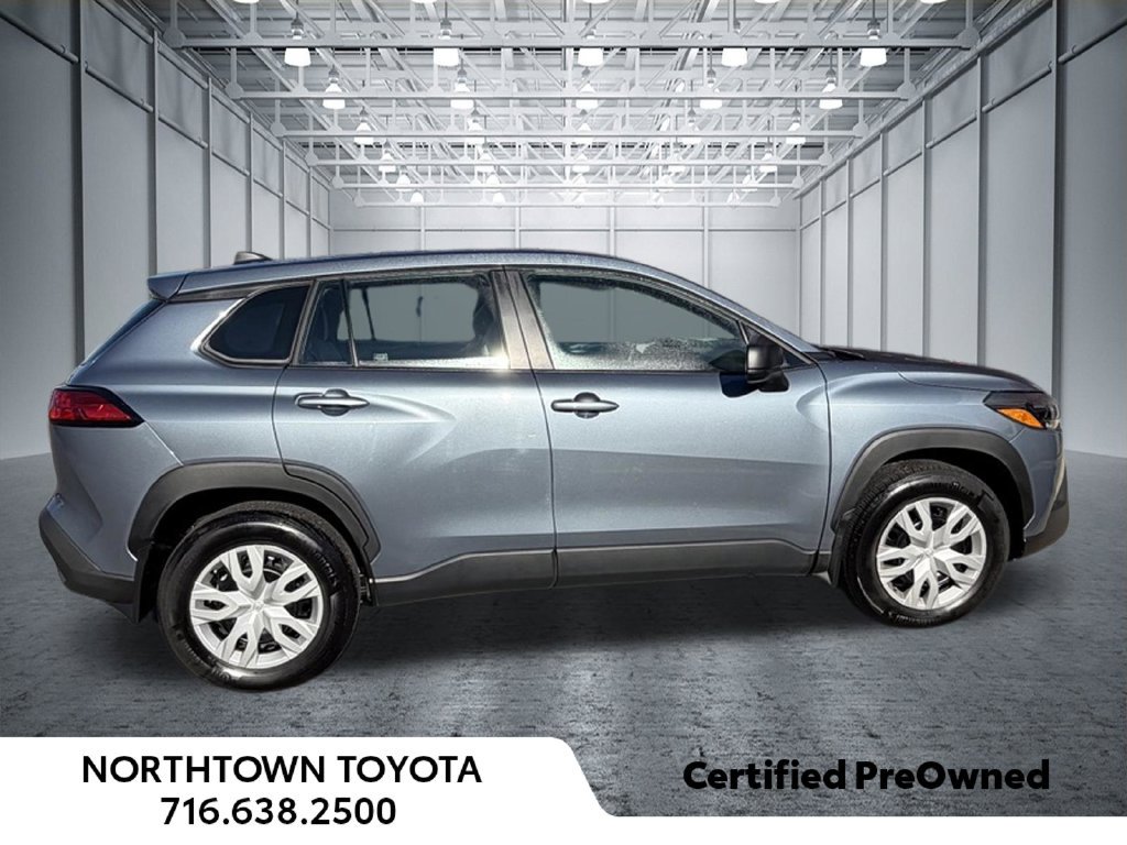 Used 2024 Toyota Corolla Cross L AWD/4WD image 26