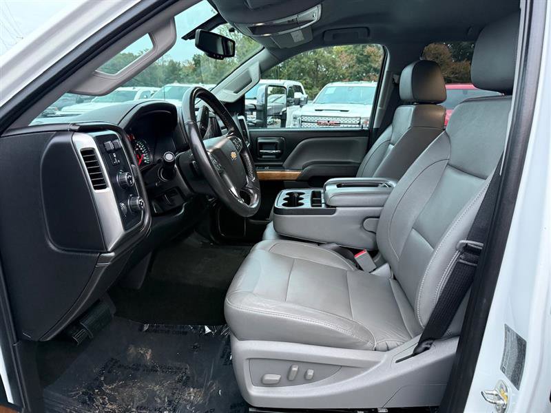 Used 2017 Chevrolet Silverado 3500 LTZ w/ Duramax Plus Package AWD/4WD image 29