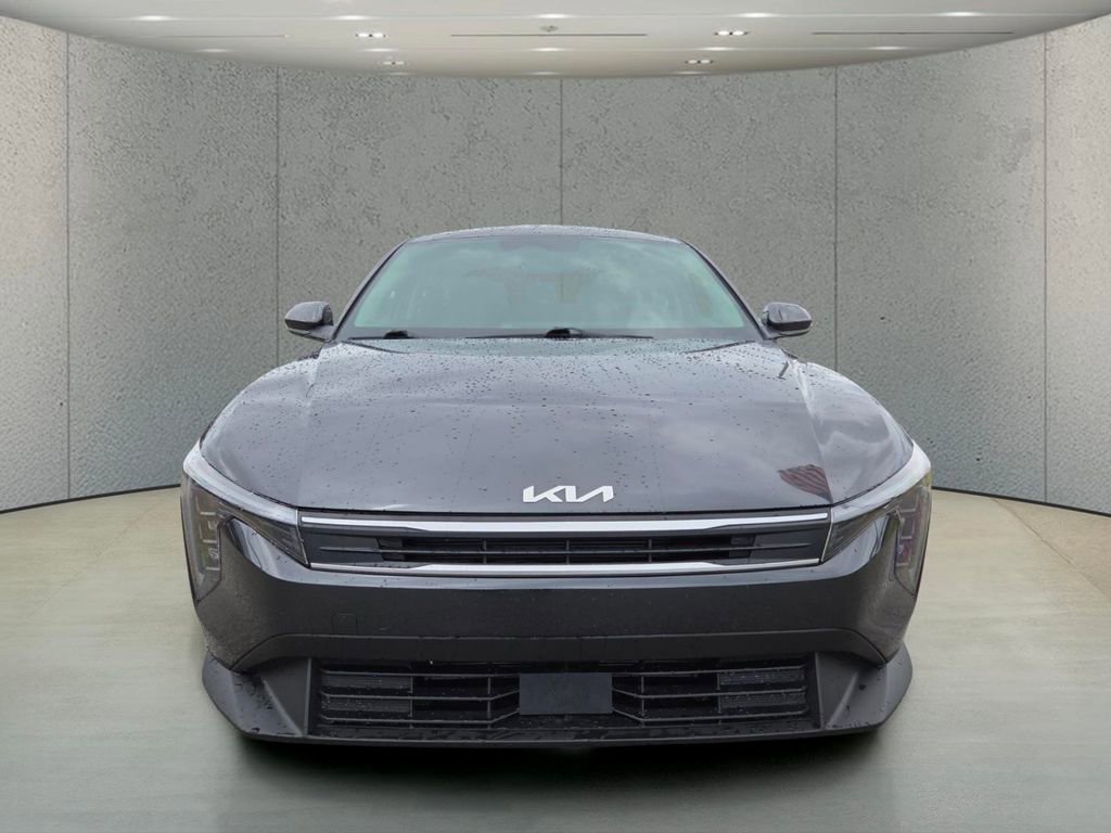 Used 2025 Kia K4 LXS image 8