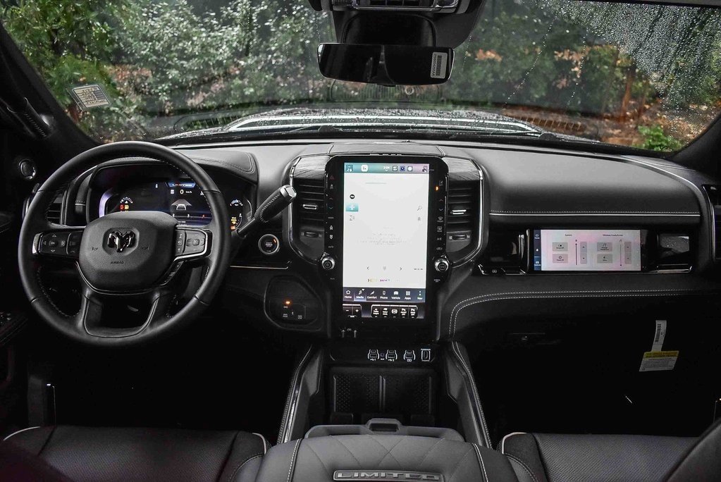 New 2026 RAM 3500 Limited image 13