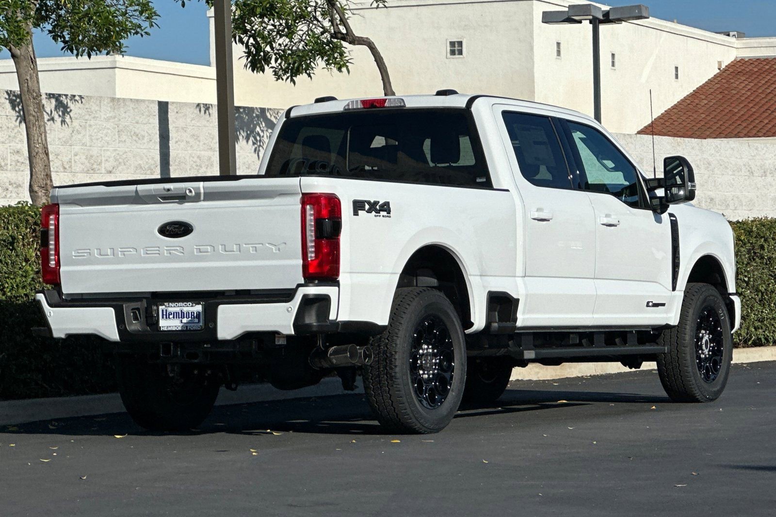 New 2026 Ford F250 Lariat w/ Black Appearance Package image 4