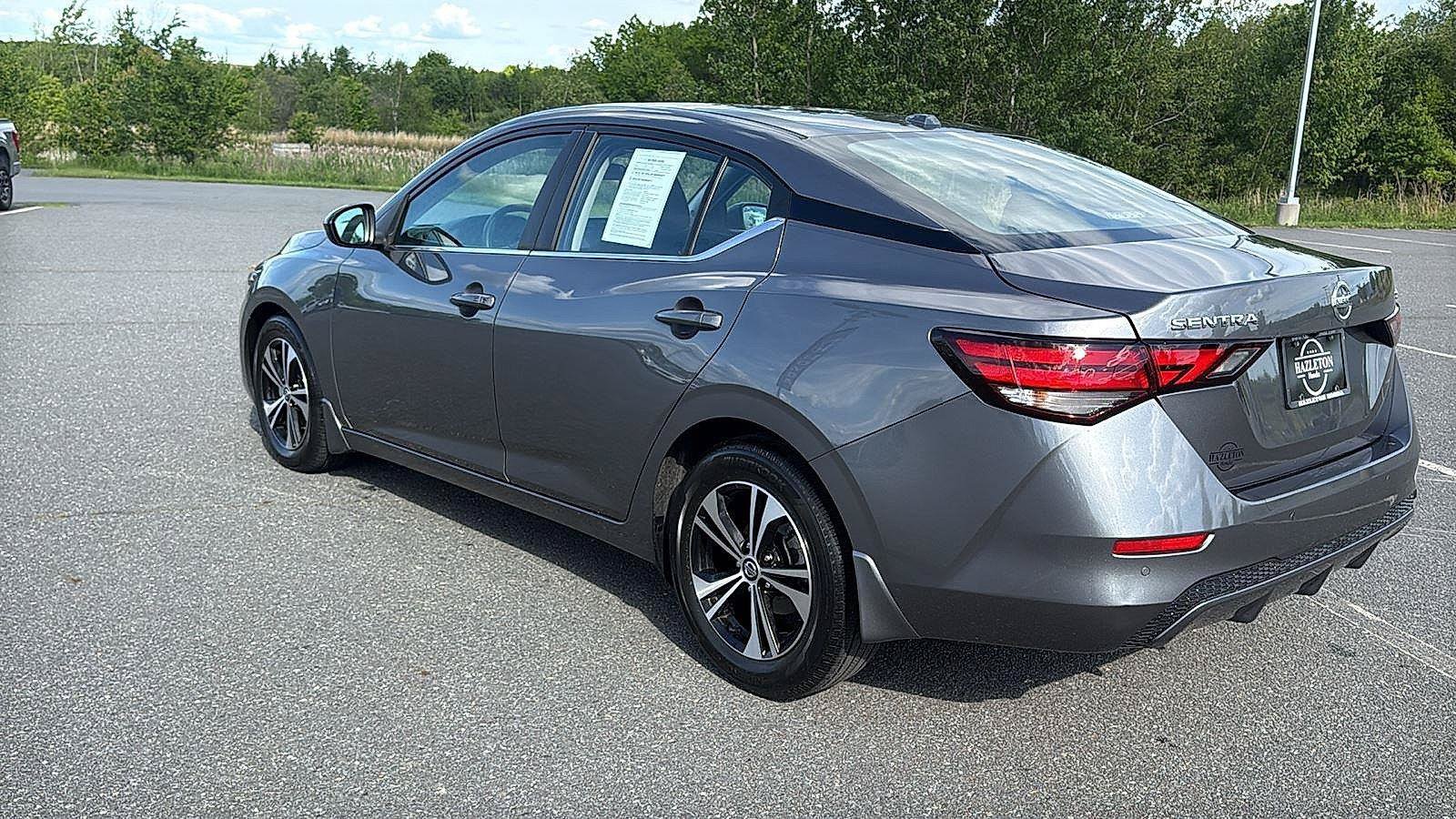 Used 2023 Nissan Sentra SV FWD image 9