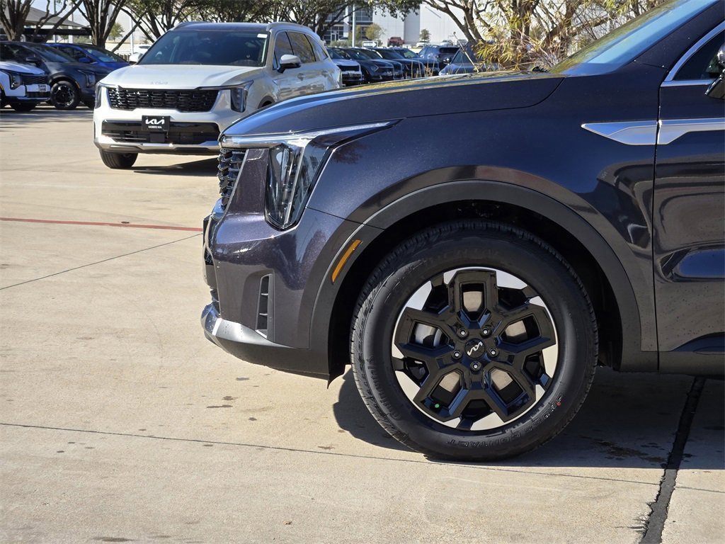 New 2026 Kia Sorento S w/ S Panoramic Sunroof Package image 13