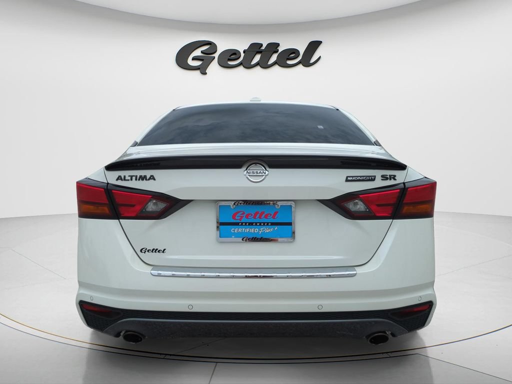 Certified 2022 Nissan Altima 2.5 SR w/ Midnight Edition Package FWD image 6