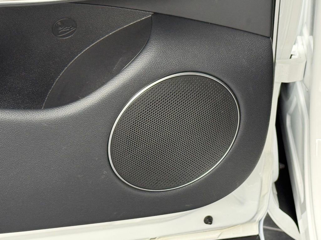 Used 2026 Genesis GV70 2.5T Advanced image 39
