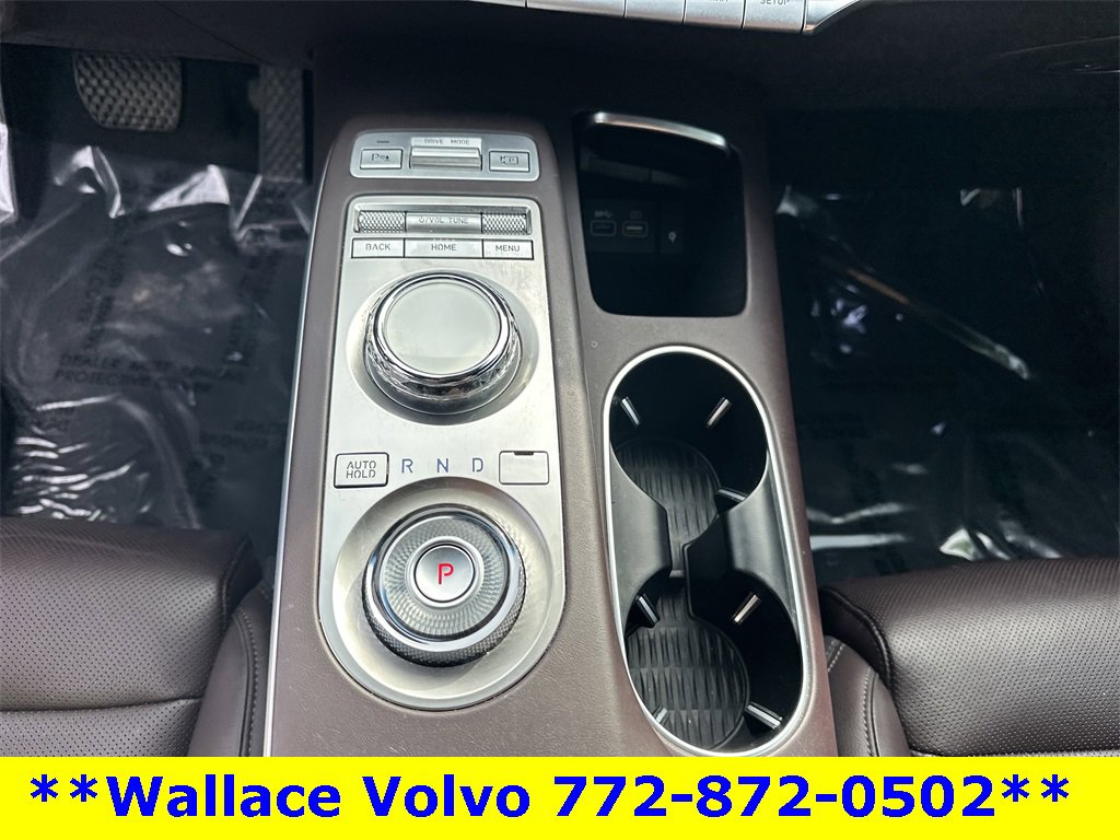 Used 2022 Genesis GV70 2.5T w/ Advanced Package image 22