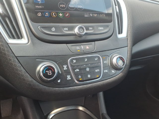 Used 2025 Chevrolet Malibu LT FWD image 15