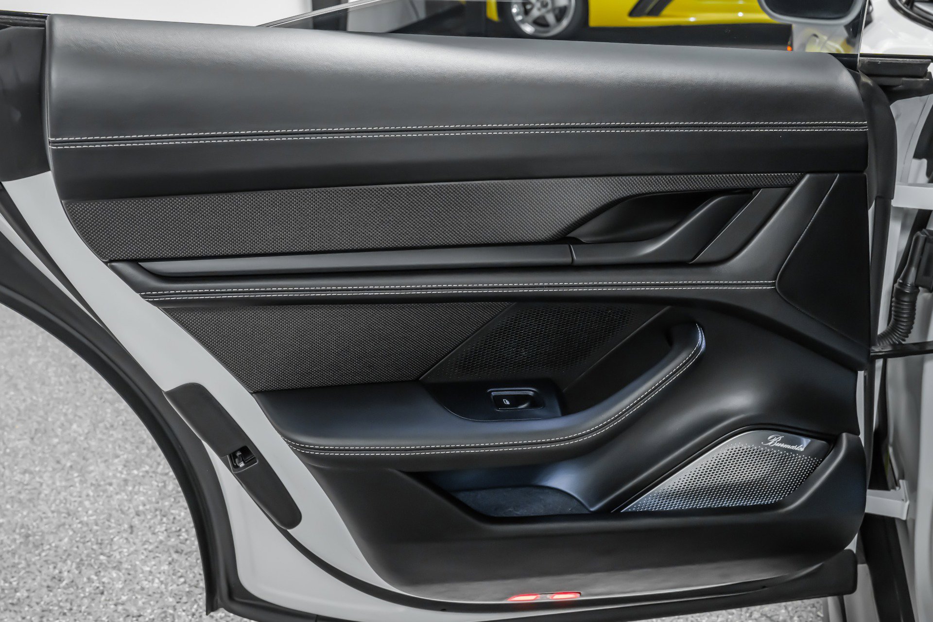 Used 2022 Porsche Taycan Turbo S image 37