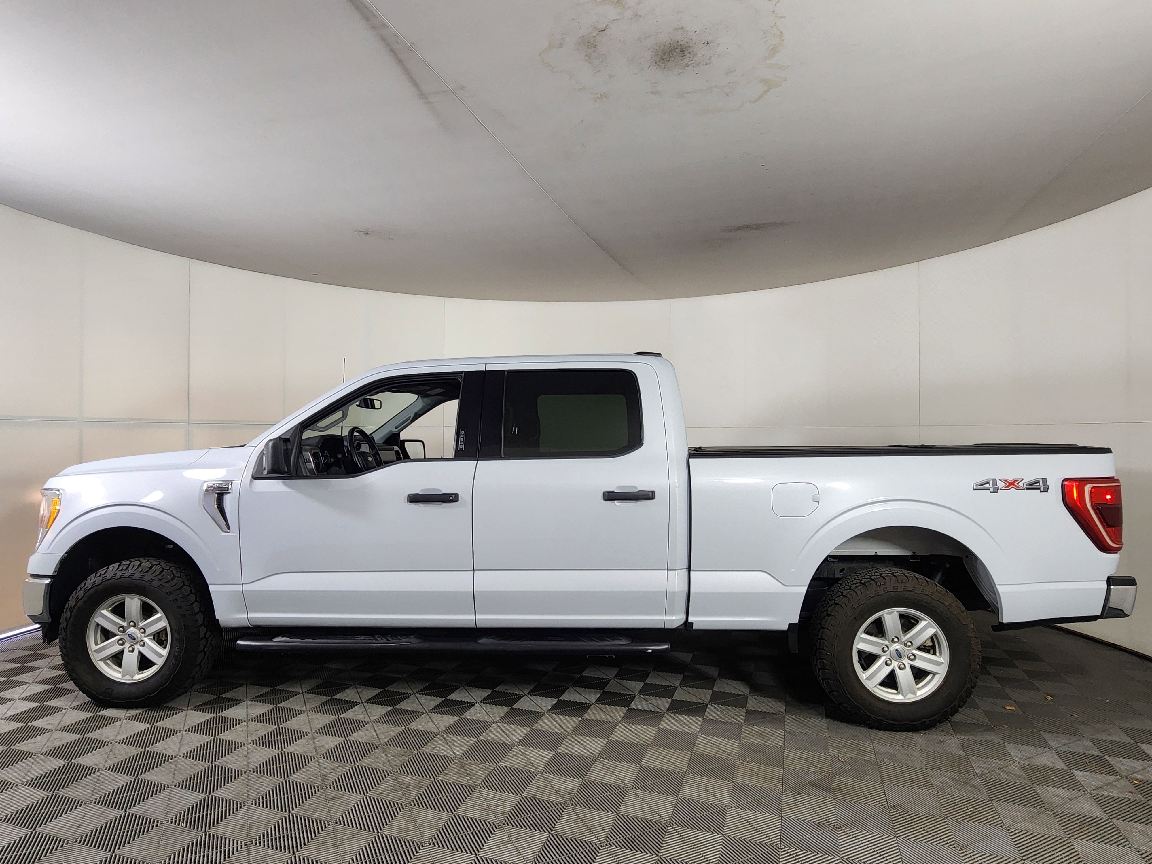 Used 2022 Ford F150 XLT w/ Equipment Group 301A Mid image 4