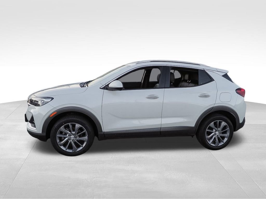Certified 2022 Buick Encore GX Essence w/ Experience Buick Package image 4