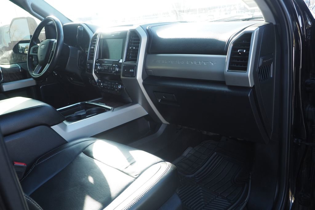 Used 2019 Ford F250 Lariat w/ Lariat Ultimate Package image 23