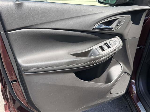Used 2023 Buick Encore GX Preferred w/ Cold Weather Comfort Package FWD image 18