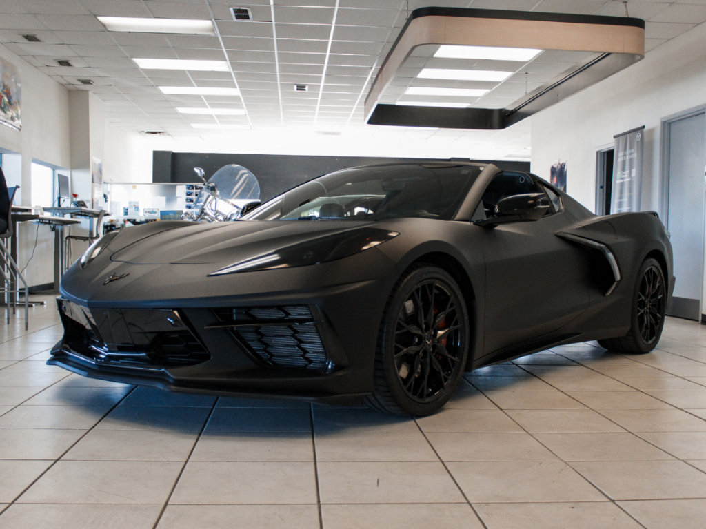 Used 2023 Chevrolet Corvette Stingray Premium Cpe w/ Z51 Performance Package RWD image 1