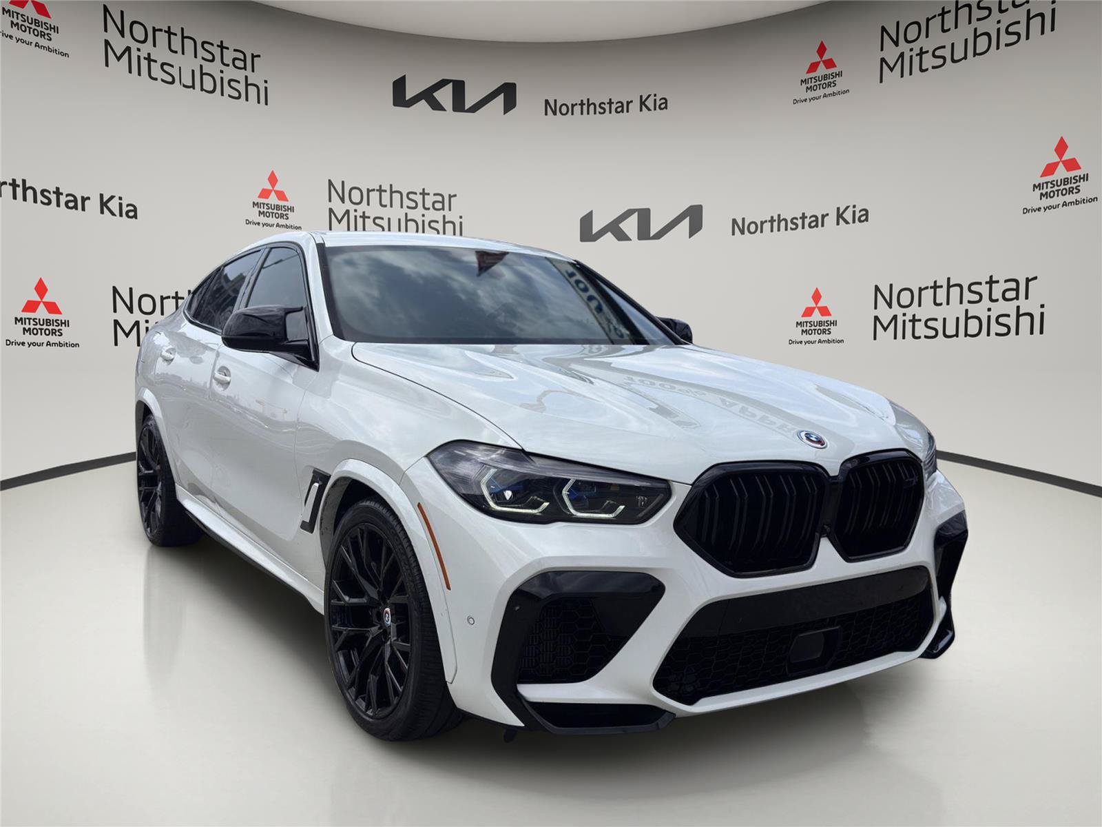 Used 2022 BMW X6 M w/ Competition Package AWD/4WD image 5