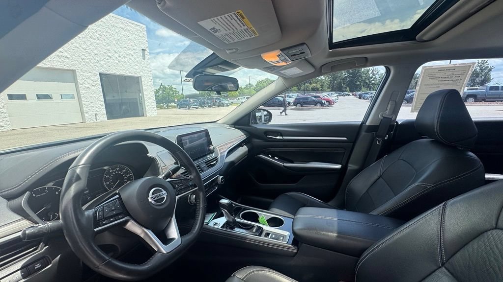 Used 2022 Nissan Altima 2.5 SL FWD image 17