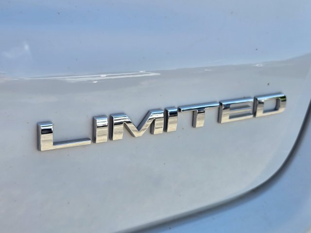 Used 2024 Jeep Compass Limited w/ Elite Group AWD/4WD image 14