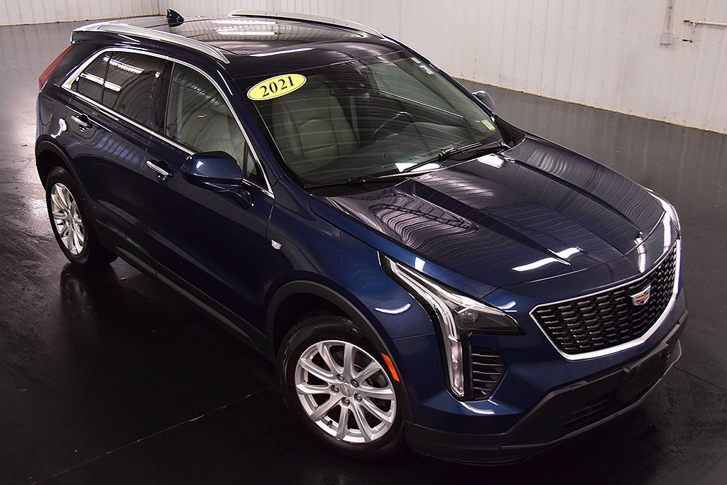 Used 2021 Cadillac XT4 Luxury w/ Cold Weather Package AWD/4WD image 11