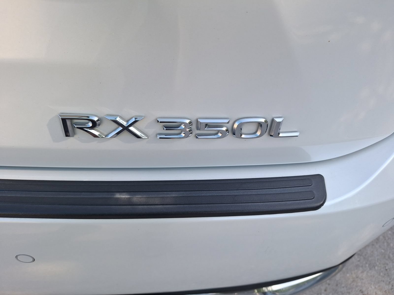 Used 2021 Lexus RX 350L Premium w/ Premium Package AWD/4WD image 12