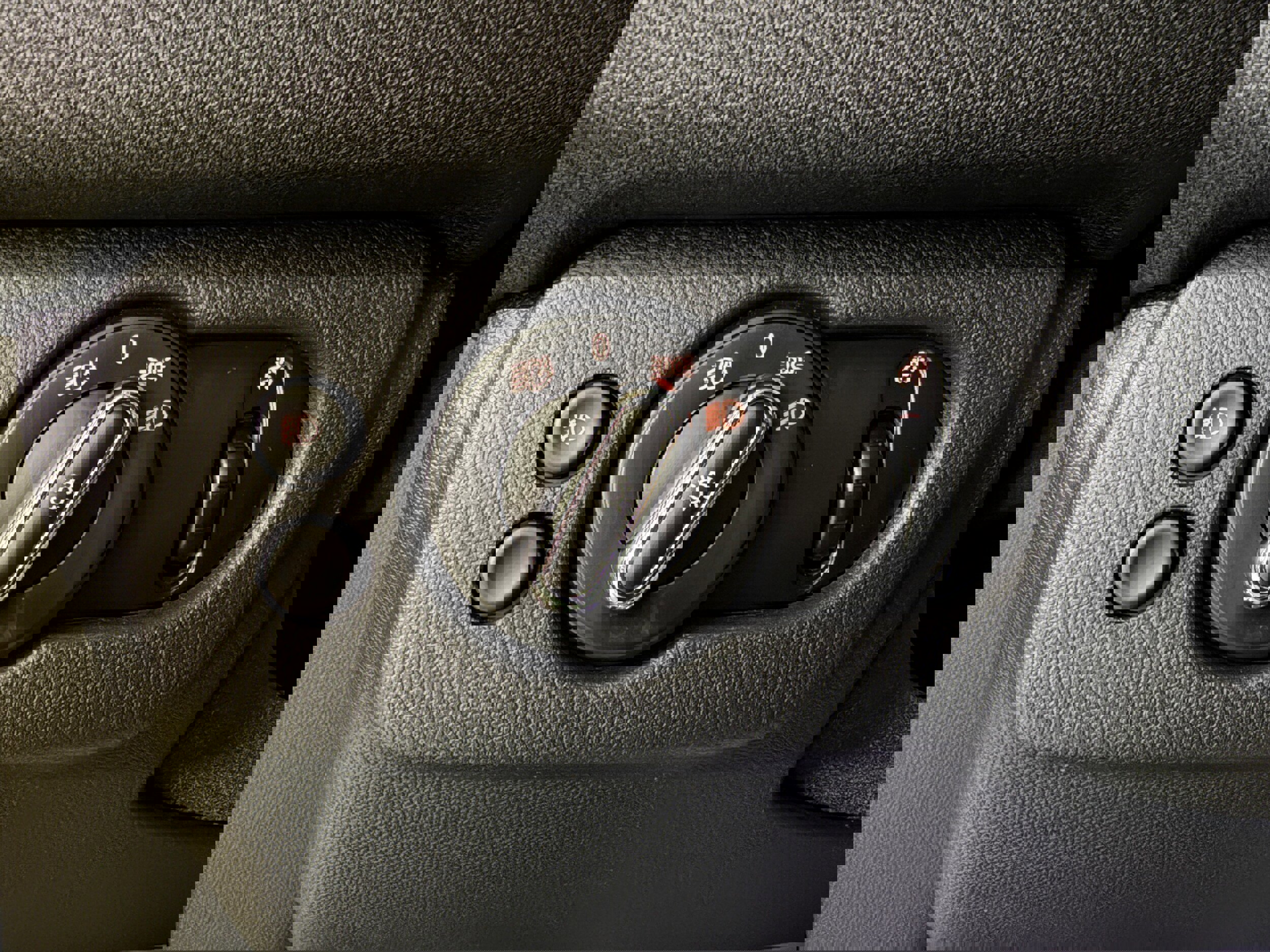 Used 2019 MINI Cooper Clubman S w/ Premium Package image 14