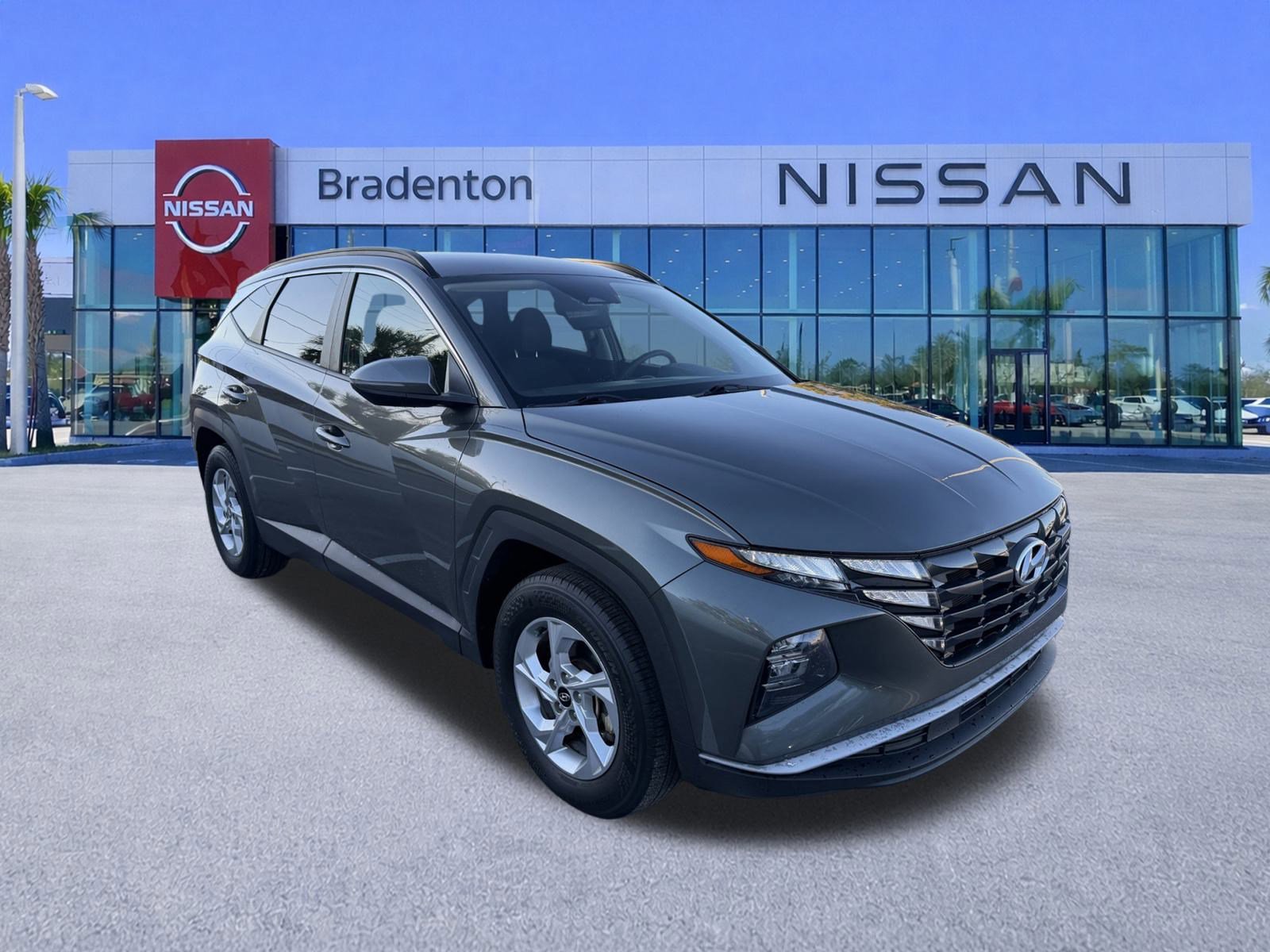 Used 2023 Hyundai Tucson SEL image 3