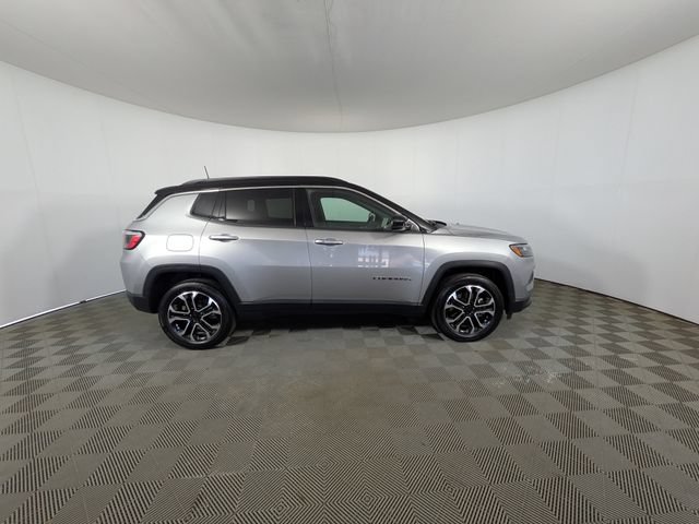 Used 2023 Jeep Compass Limited AWD/4WD image 30