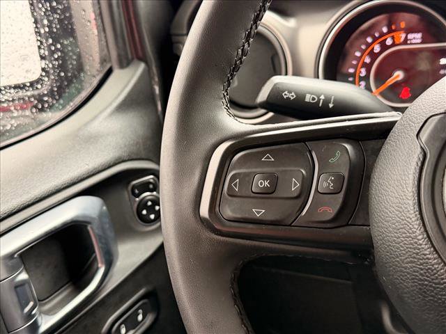 Used 2023 Jeep Gladiator Sport image 15