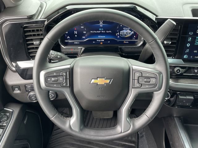 Used 2025 Chevrolet Silverado 2500 LTZ w/ LTZ Convenience Package image 12