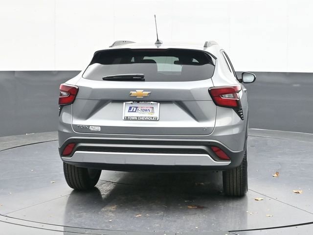 New 2026 Chevrolet Trax LT w/ Driver Confidence Package image 11