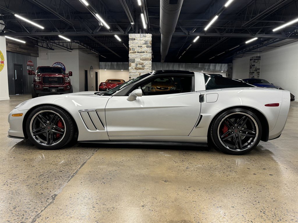 Used 2011 Chevrolet Corvette Grand Sport w/ Preferred Equipment Group image 4