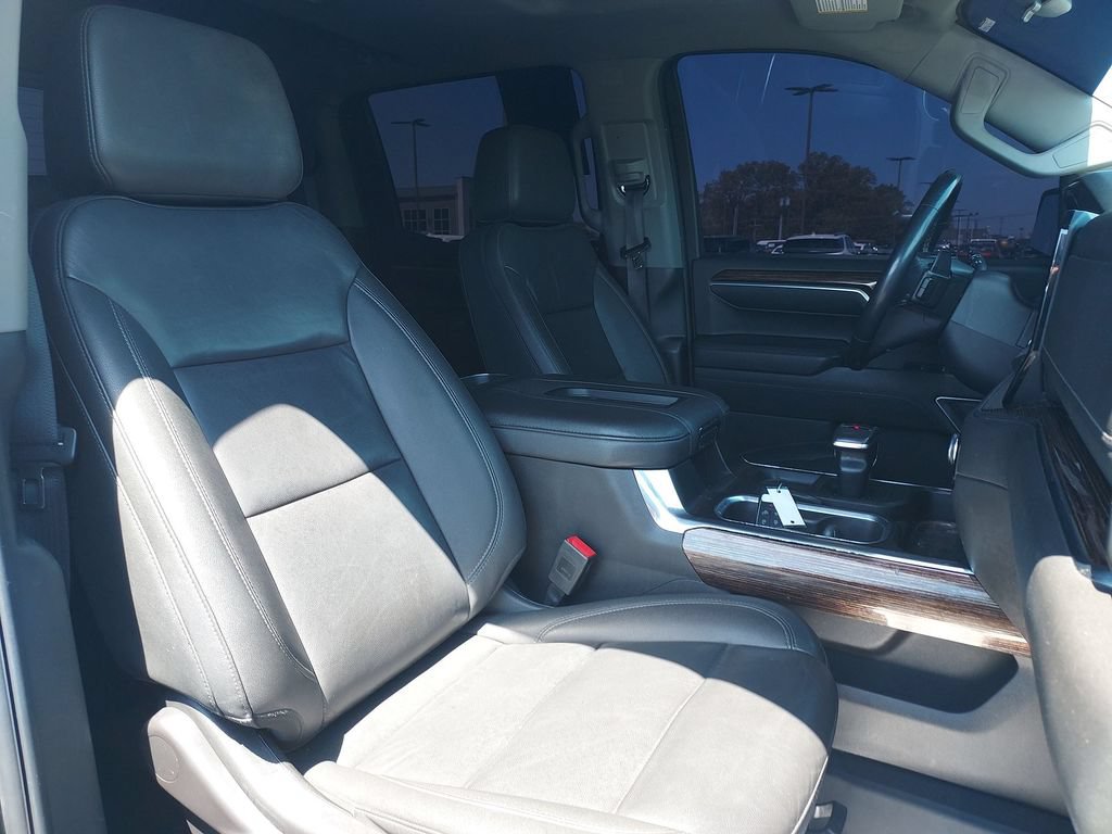 Used 2022 GMC Sierra 1500 Elevation w/ Elevation Premium Package AWD/4WD image 30