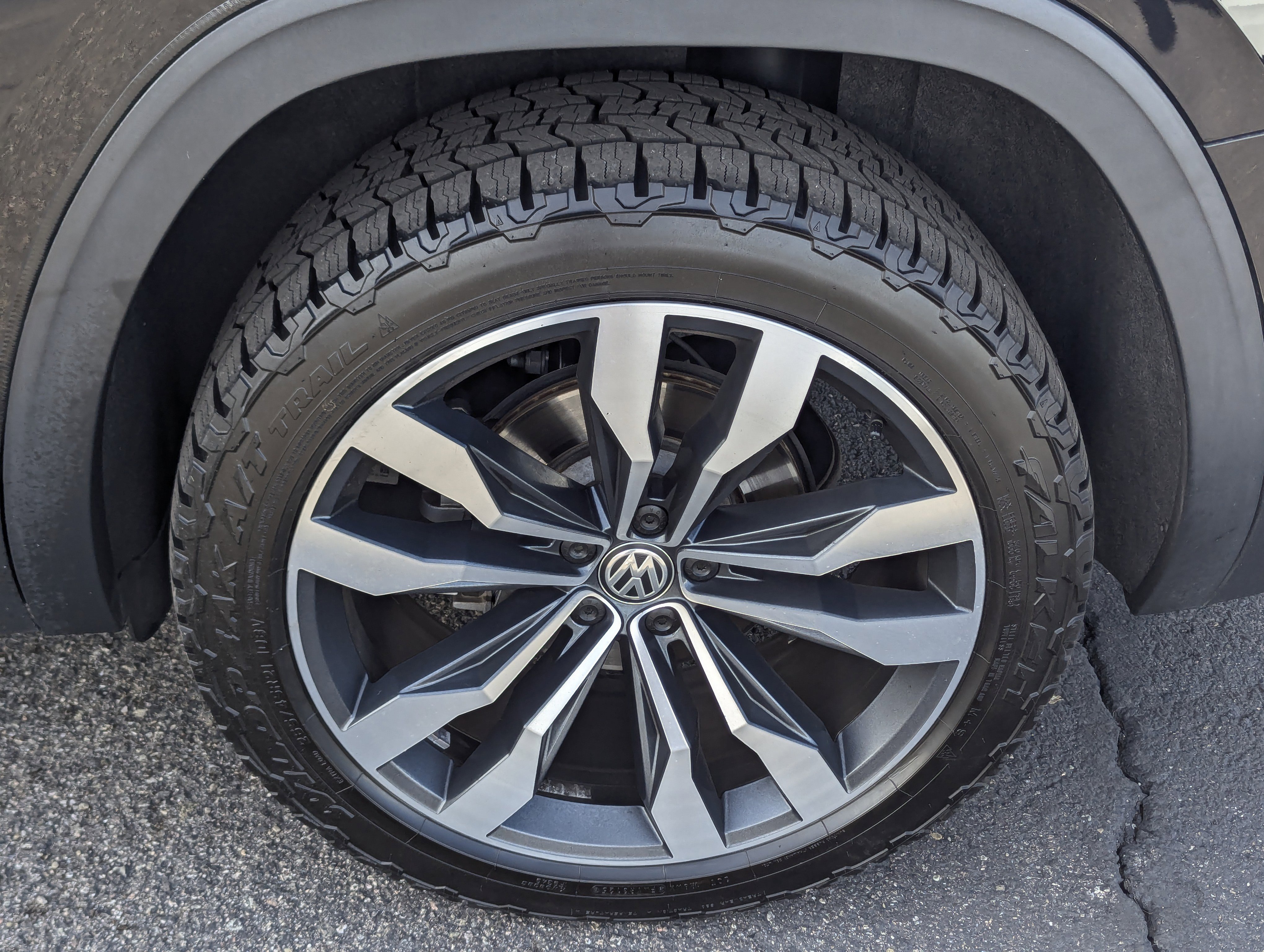 Used 2020 Volkswagen Atlas SEL R-Line image 7